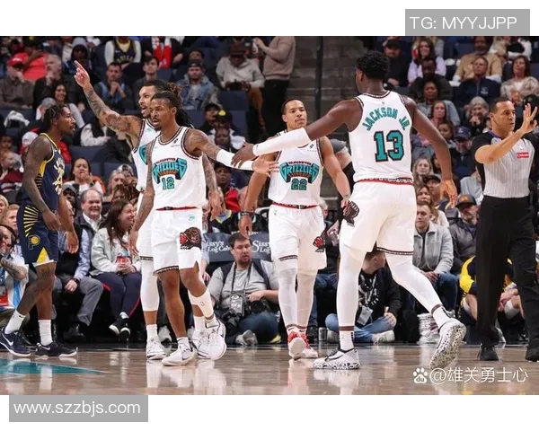 11月11日NBA焦点战马刺对决火箭两队全力争胜展现精彩对抗